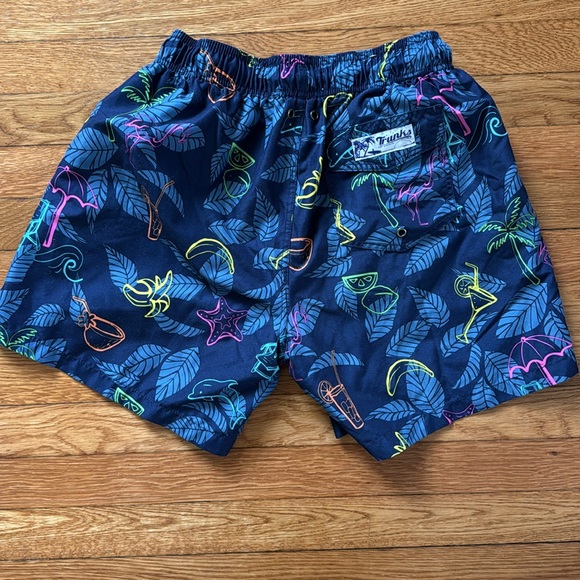 Surf and Swim Company Trunks - Picture 4 of 7